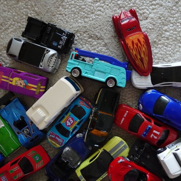 Hot Wheels Matchbox Other Lot of 40 Cars / Vehicles USED - Picture 5 of 6